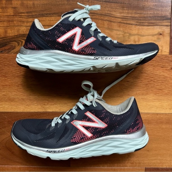 New Balance Shoes - New Balance 790 V6 Running Sneakers